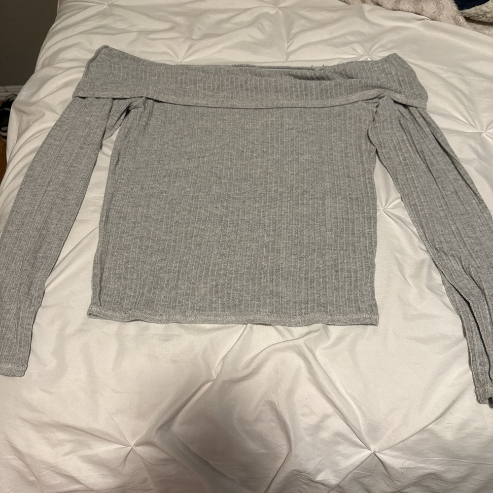Tilly's Gray Off-the-Shoulder Sweater Ribbed Knit
